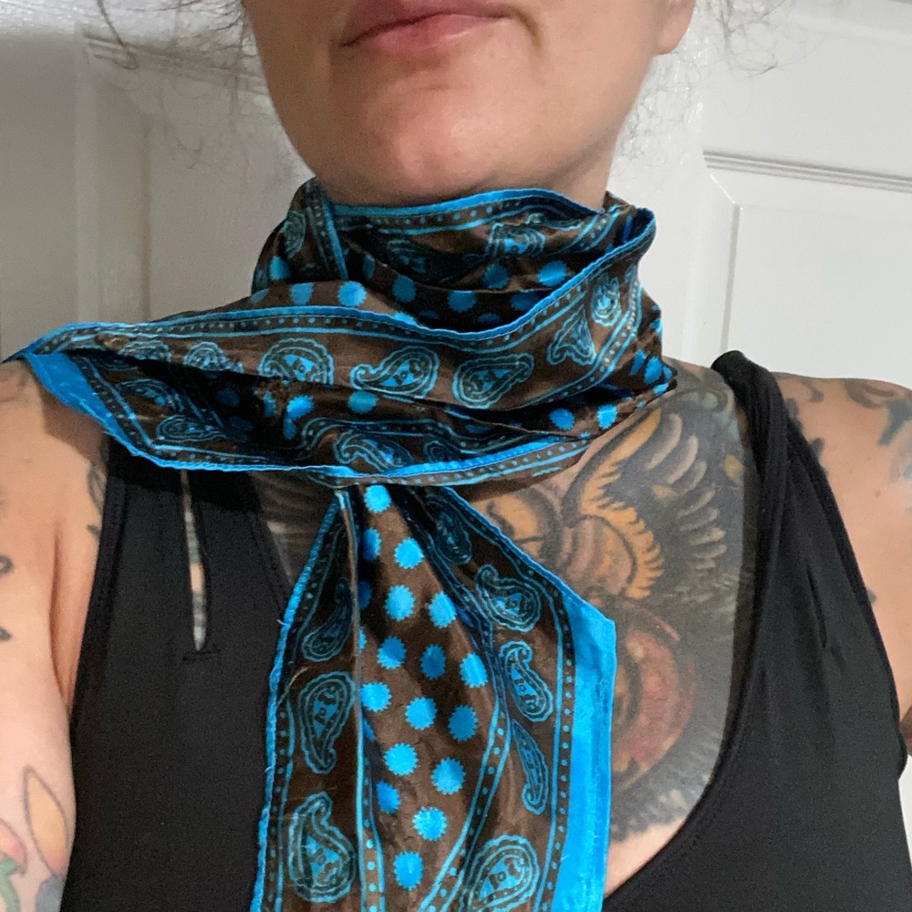 Old Navy silky scarf